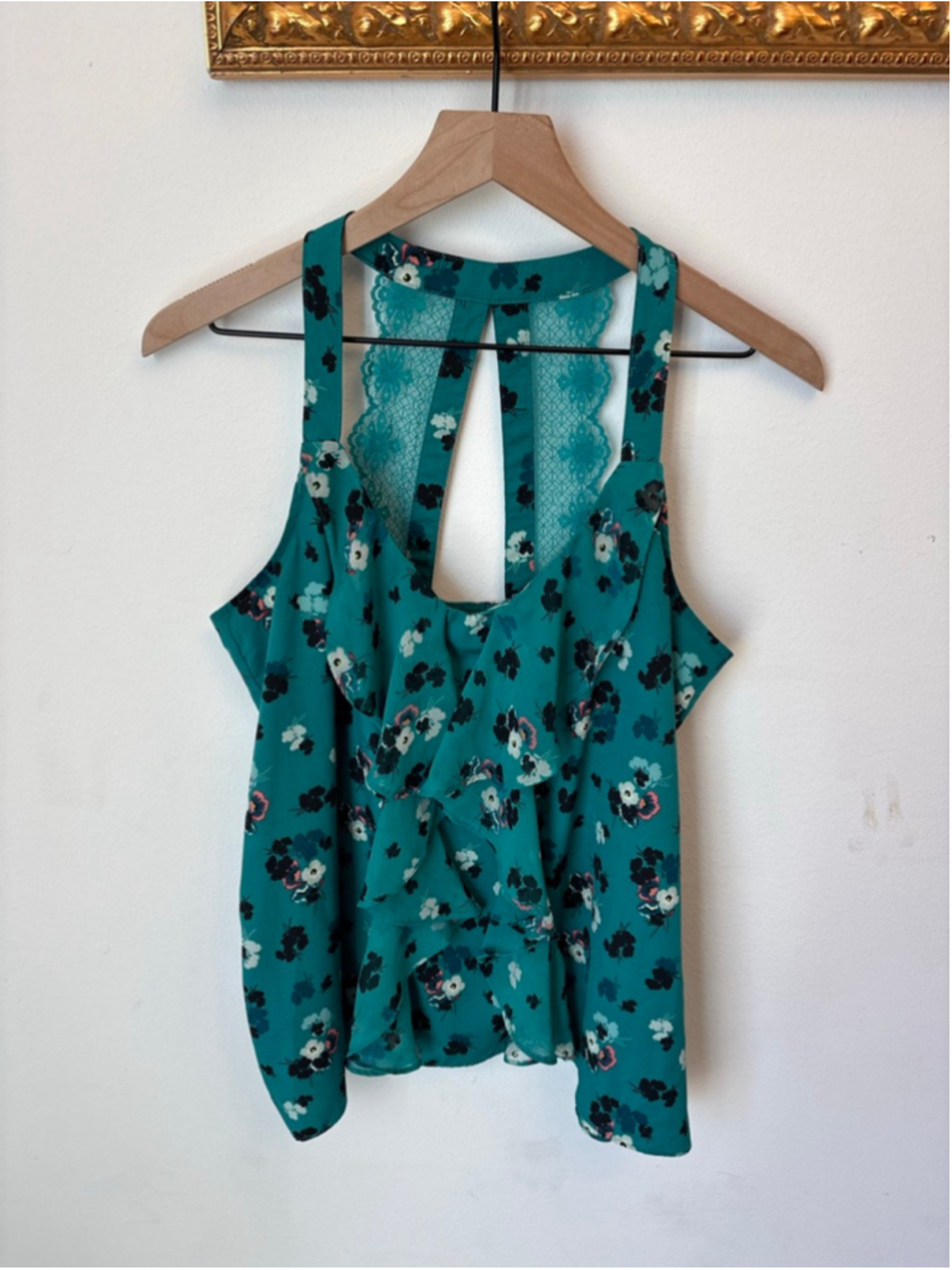 Lauren Conrad Green Floral Ruffle Front Blouse Lace Back Sleeveless Medium